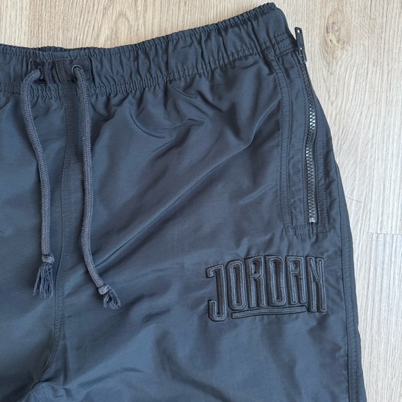 Jordan Black Windbreakers with Elastic Waistband and Tapered Fit - Picture 3 of 8